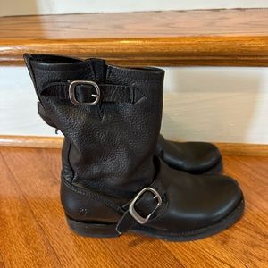 Frye Veronica Short Slouchy Boot Black (Women’s size 5.5)